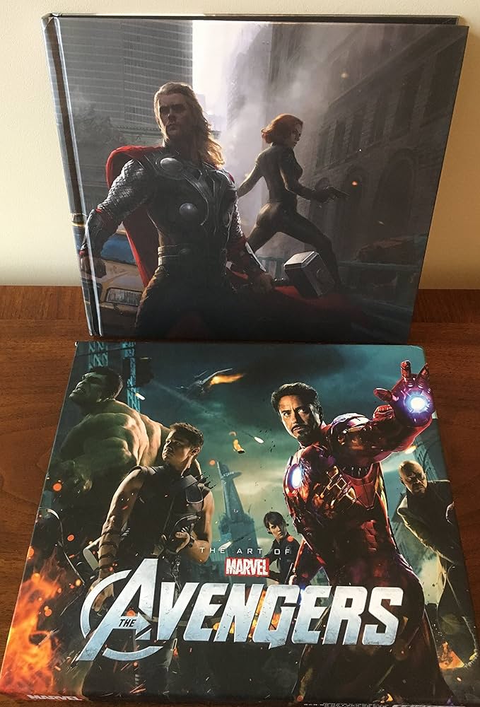 The Art of AVENGERS　アベンジャーズ　マーベルコミックス The Avengers: The Art of Marvel: Surrell, Jason, Meinerding